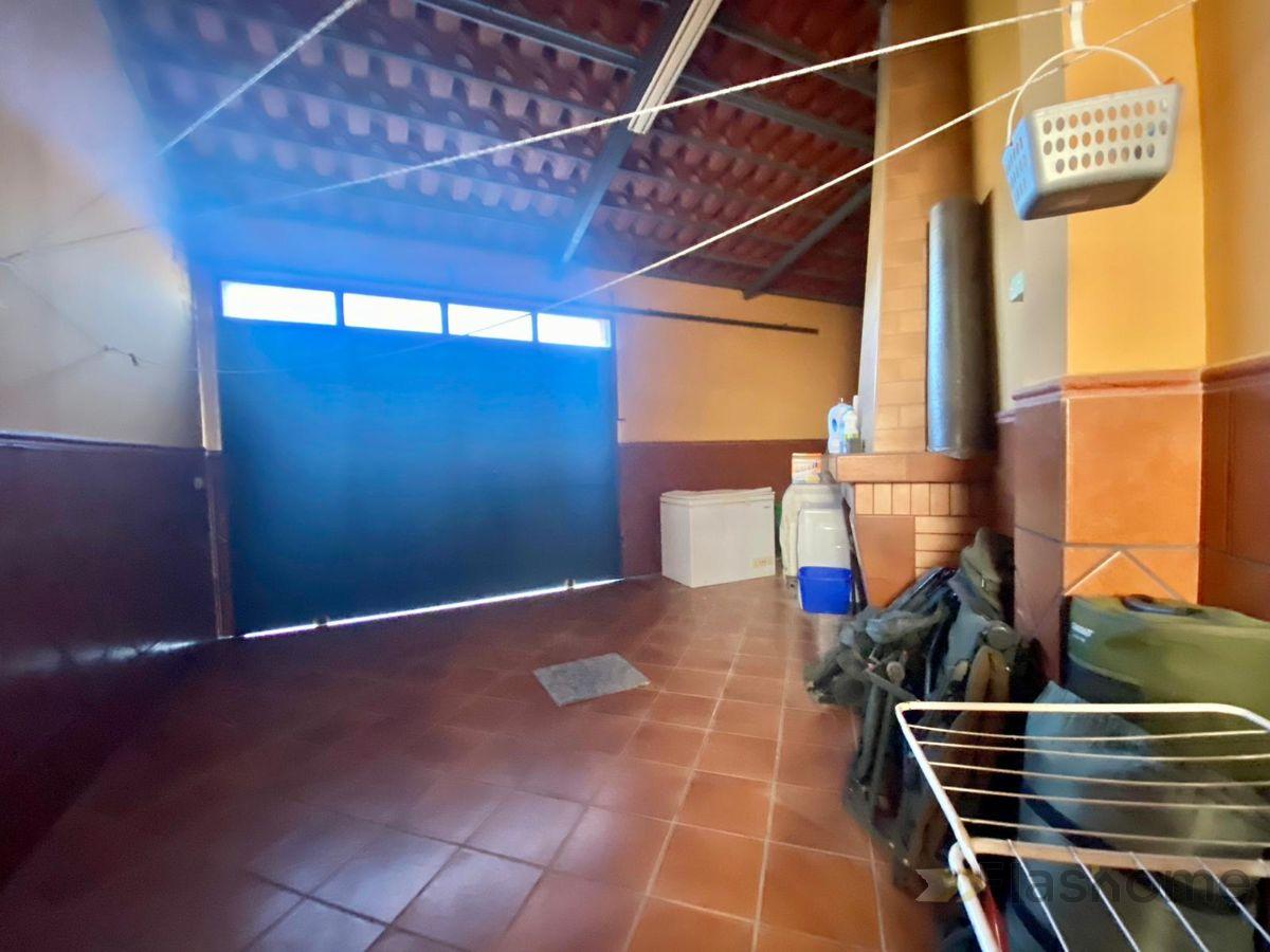 For sale of duplex in Santa Amalia
