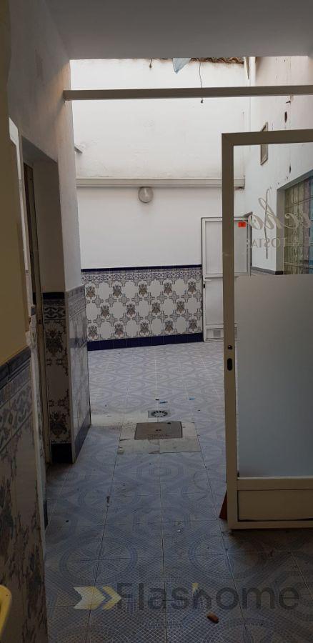 For sale of building in Badajoz
