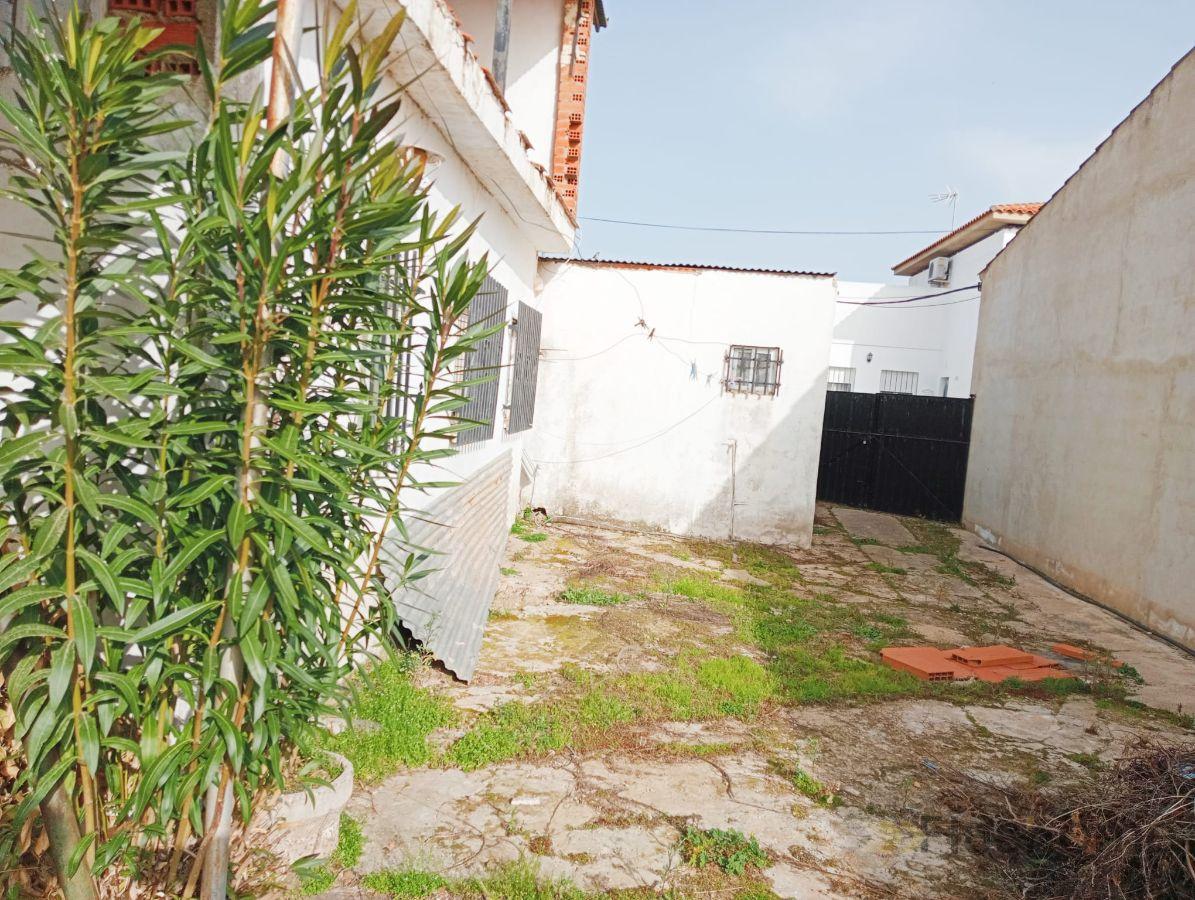 For sale of house in Ruecas