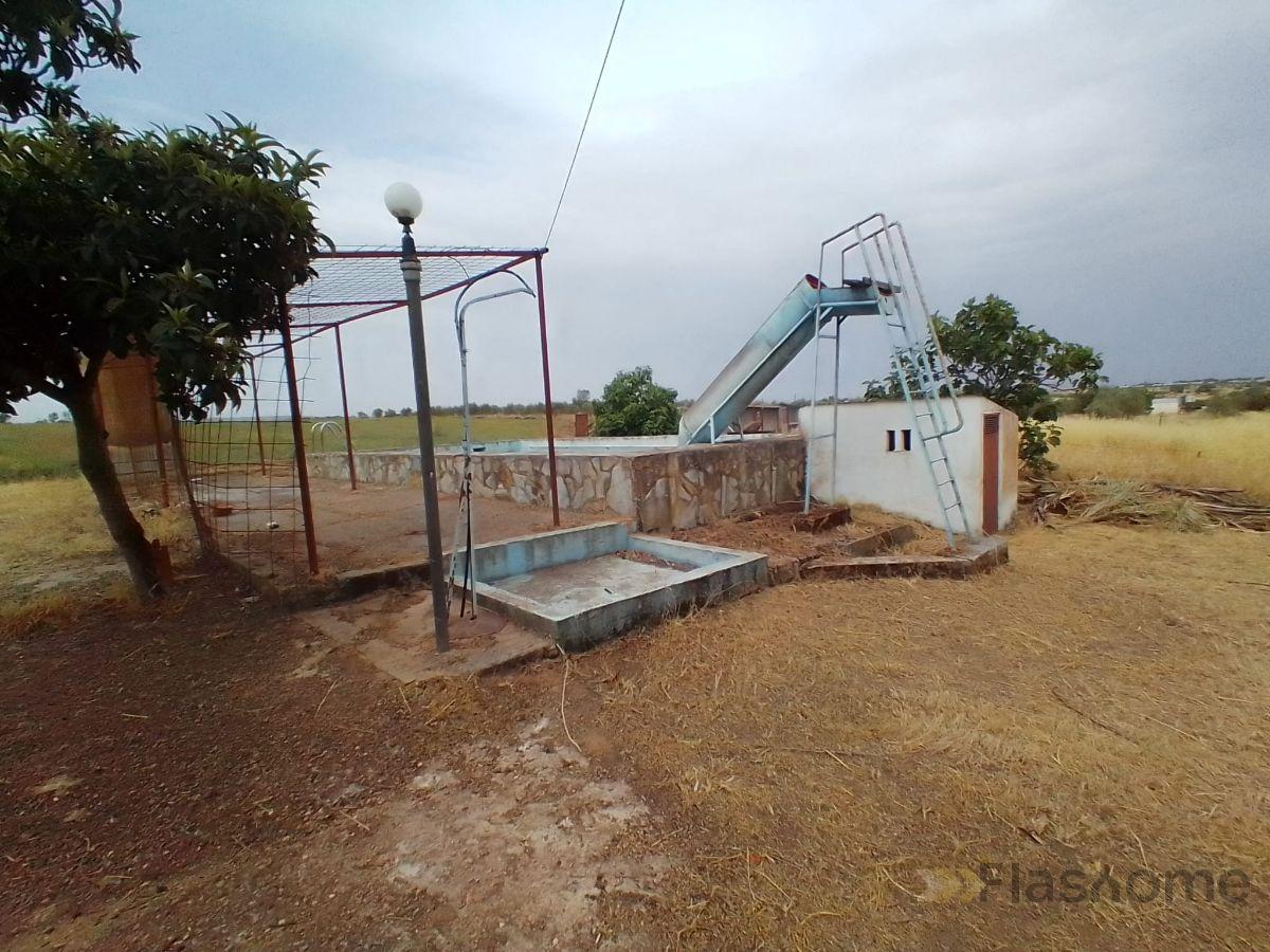 For sale of flat in Almendral