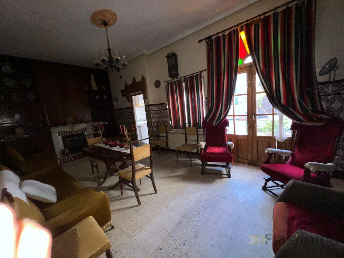 For sale of house in Santa Amalia