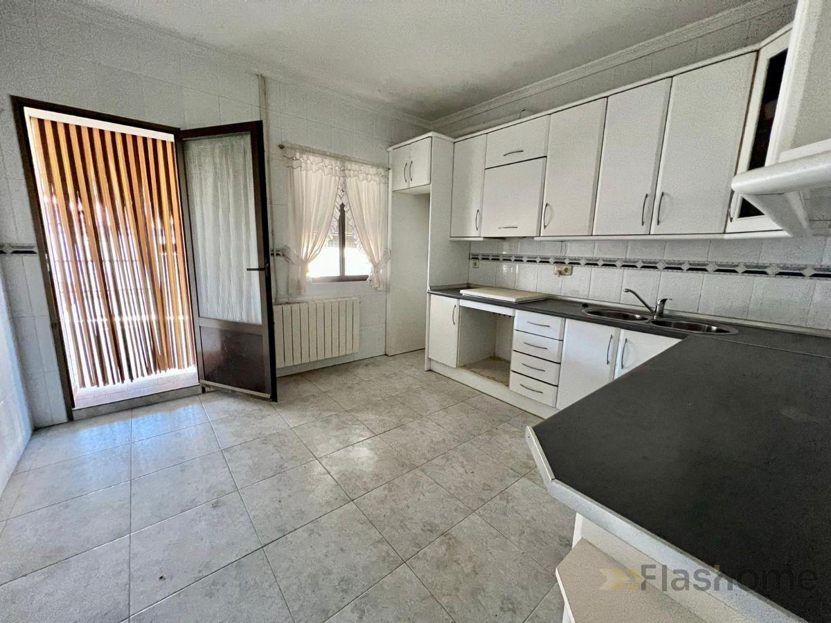 For sale of house in Santa Amalia