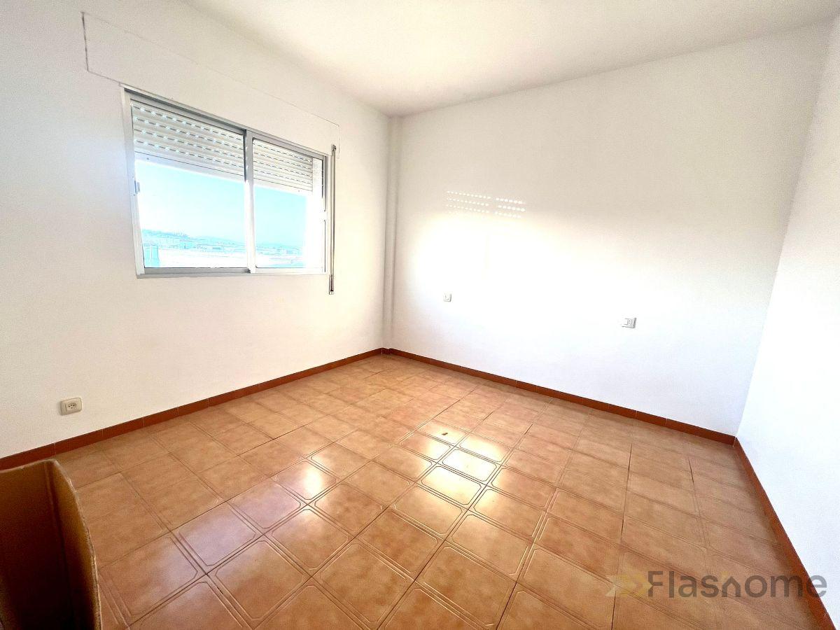 For sale of flat in Santa Amalia