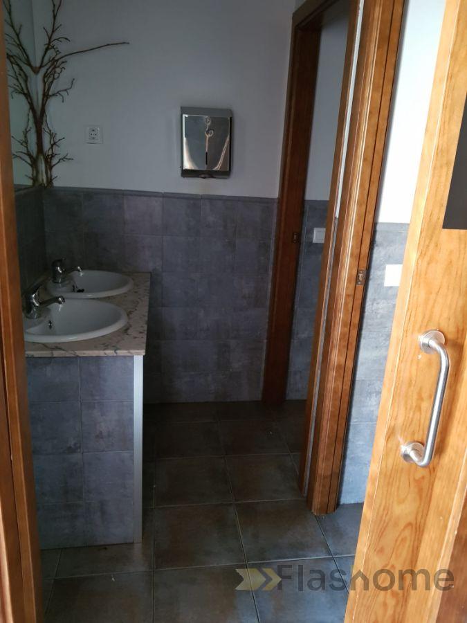 For sale of commercial in Badajoz