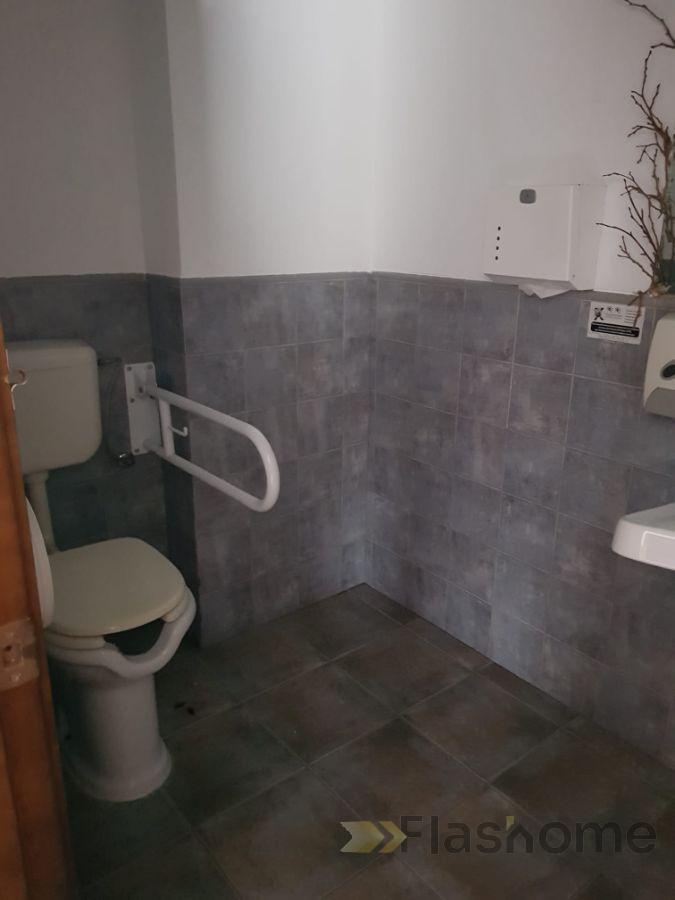 For sale of commercial in Badajoz
