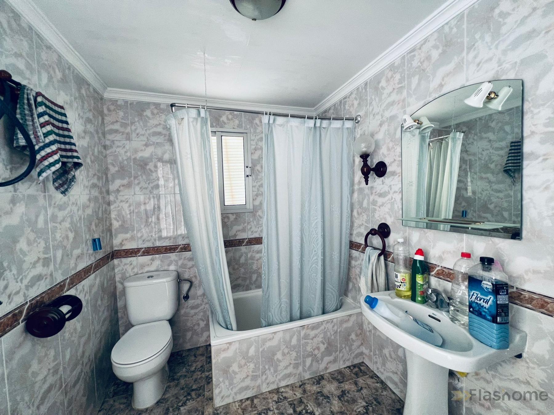 For sale of house in Santa Amalia