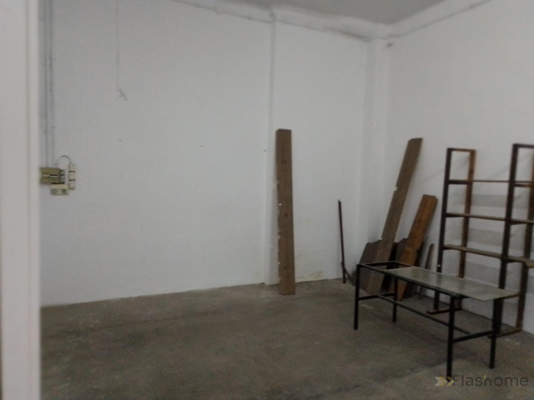 For sale of commercial in Badajoz