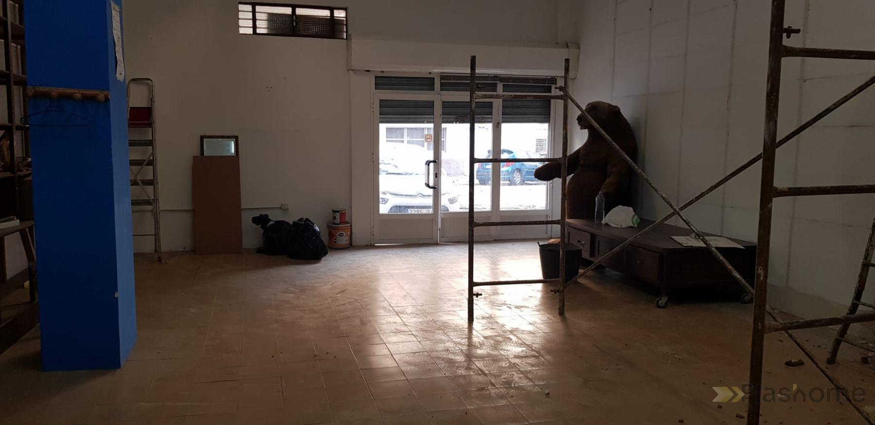 For sale of commercial in Badajoz