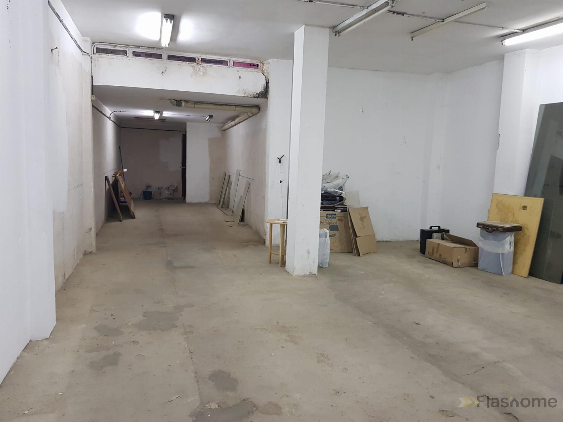 For sale of commercial in Badajoz