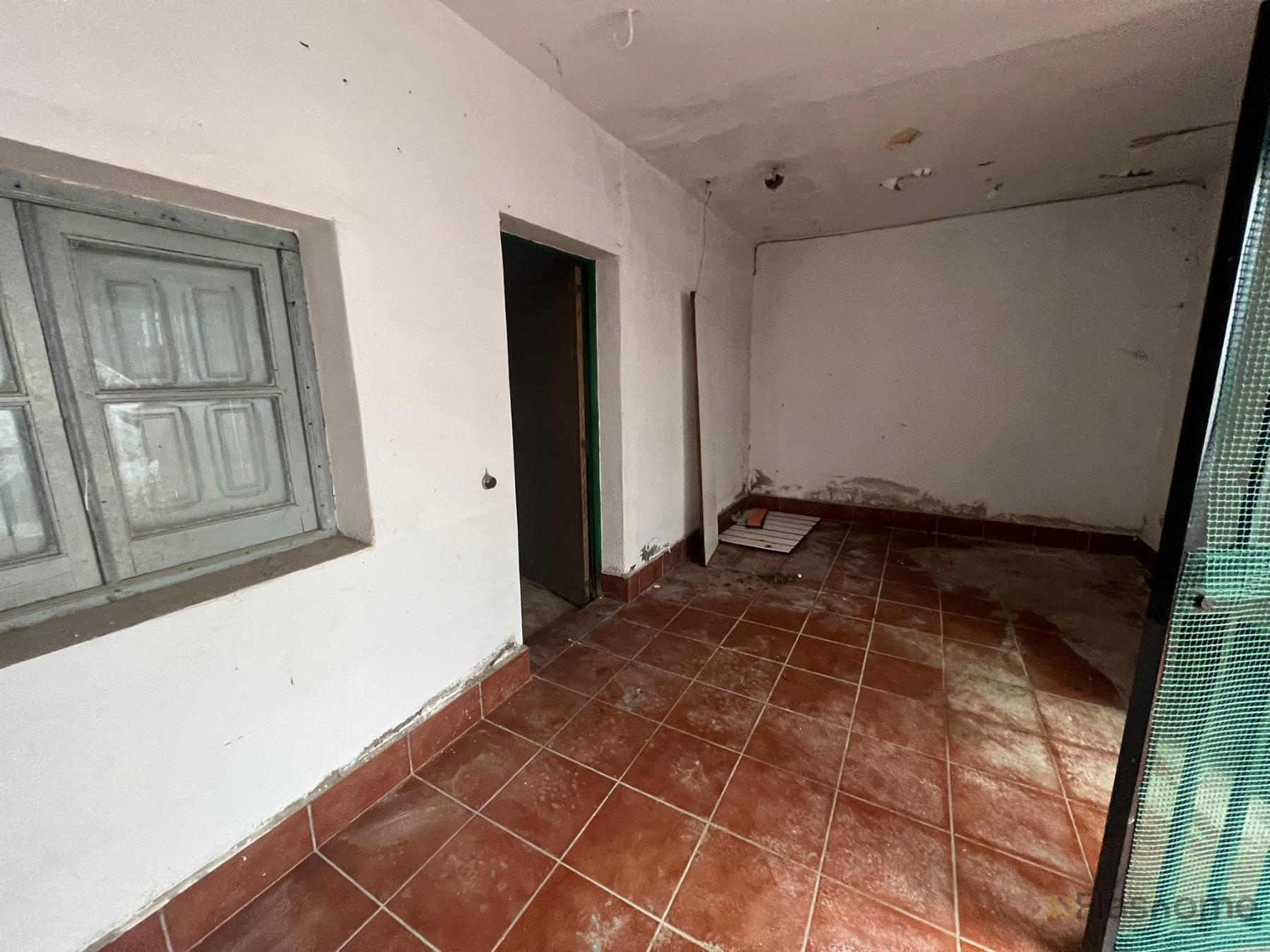 Venta de edificio en Santa Amalia