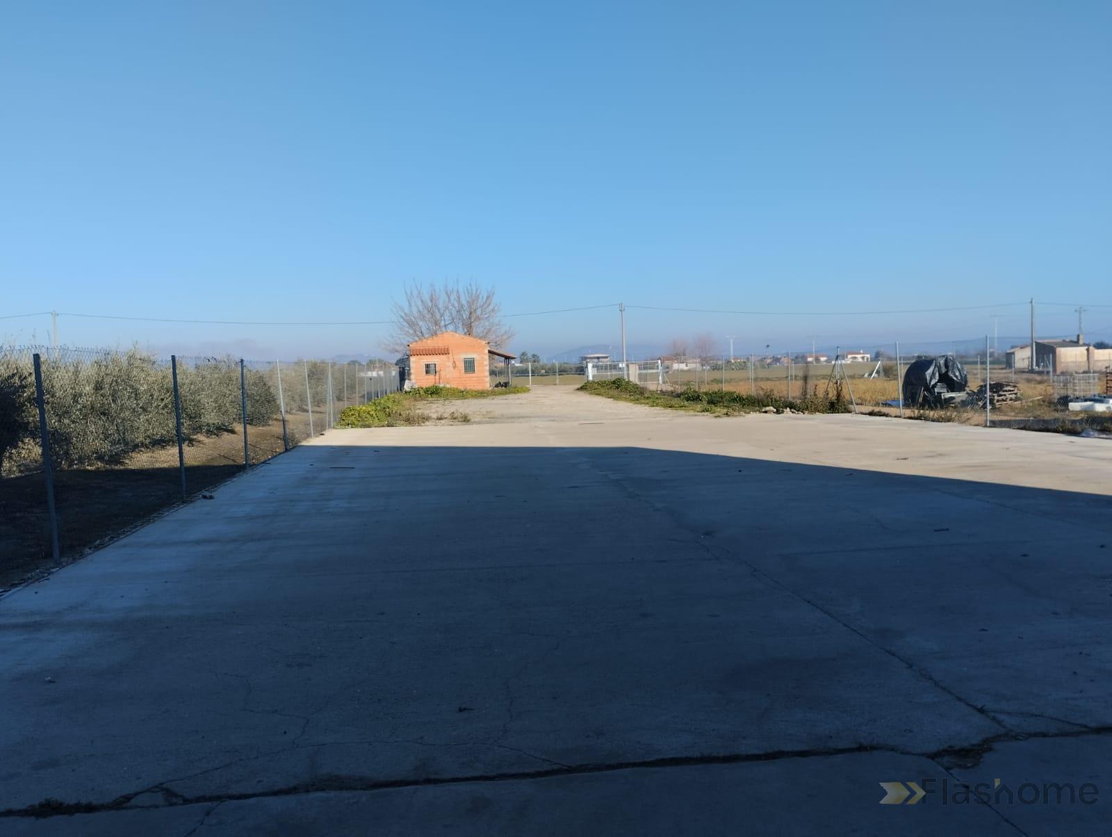 For sale of land in Mengabril