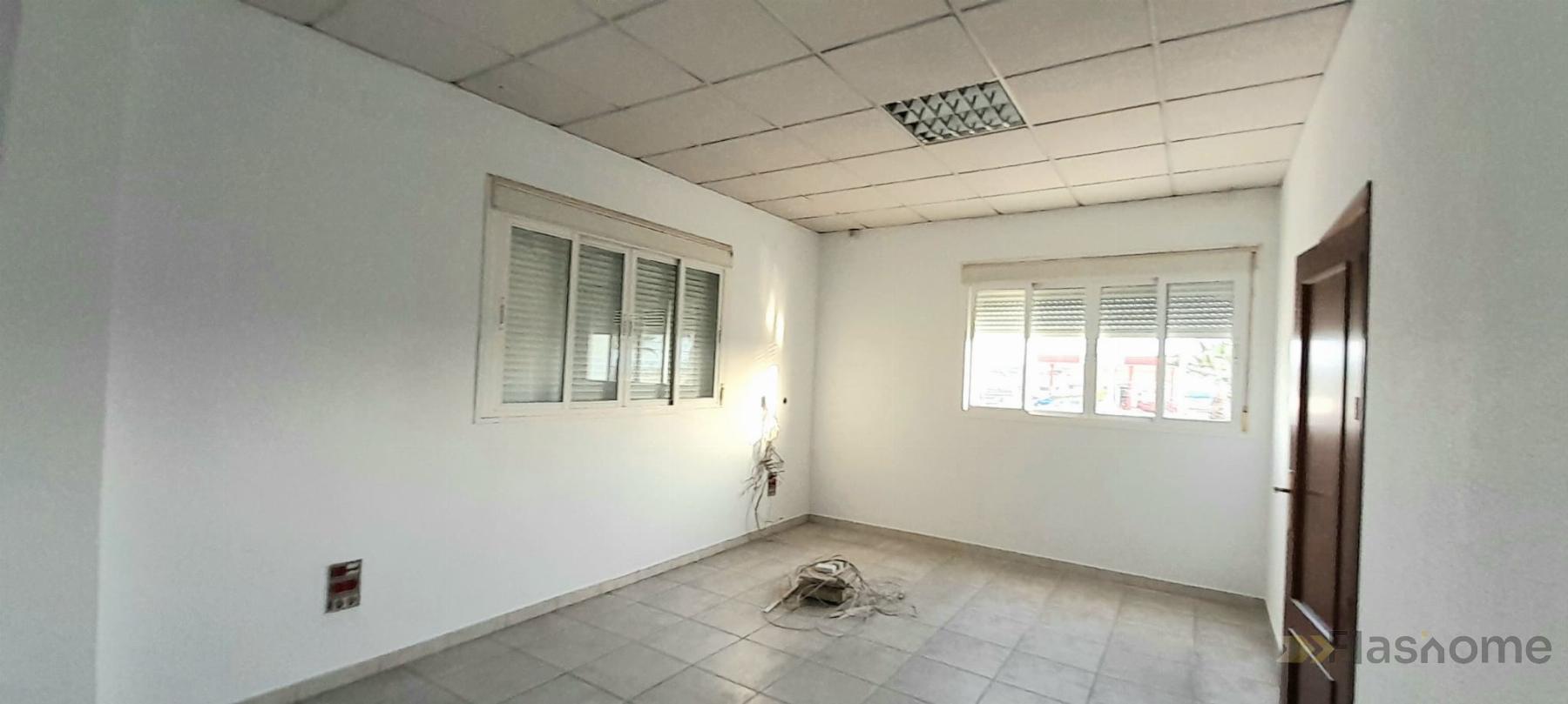 For rent of commercial in Don Benito
