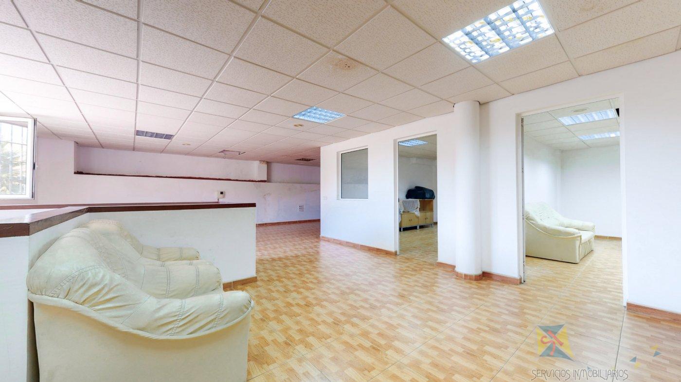 For sale of chalet in Benalmádena