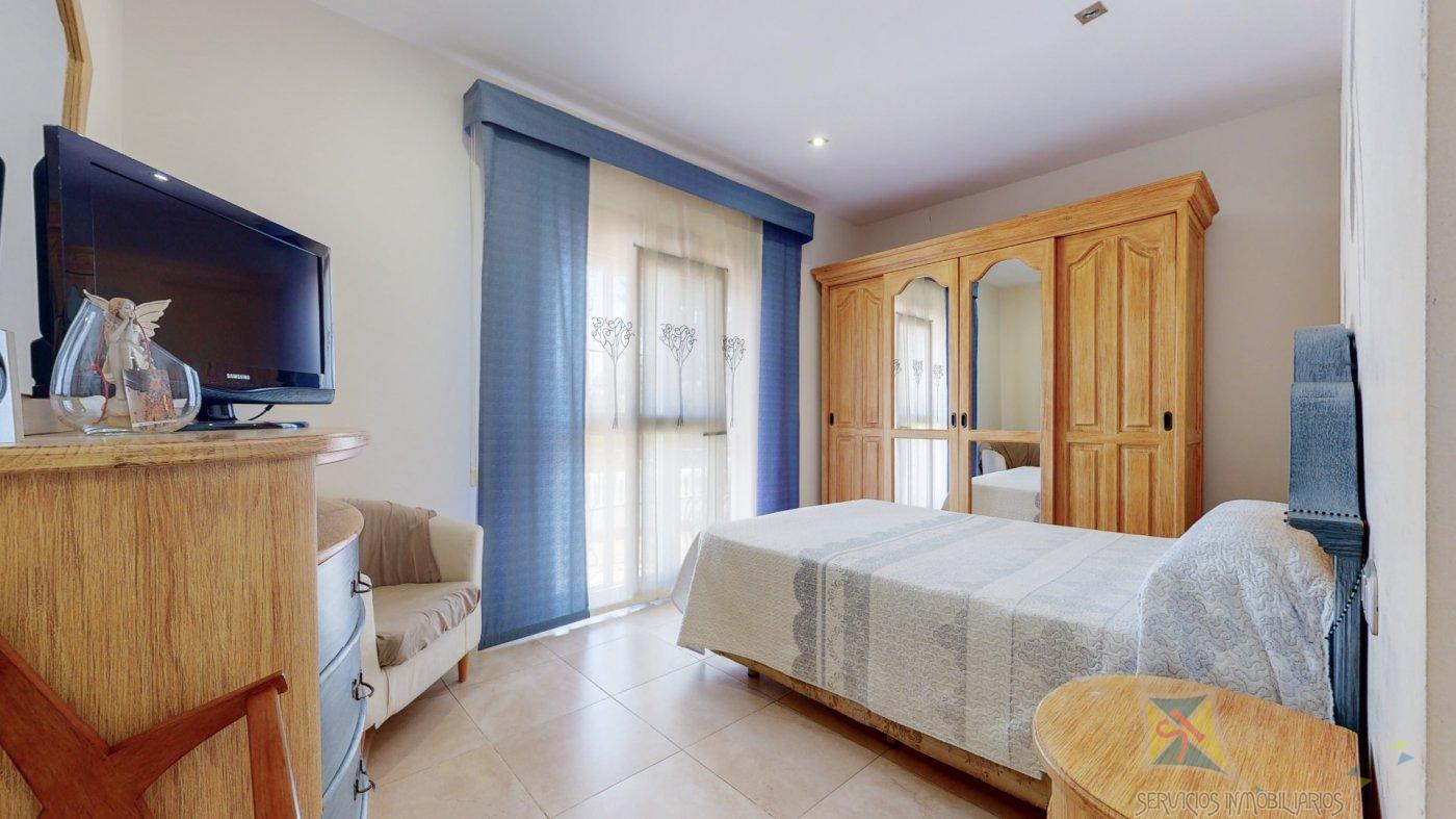 For sale of chalet in Benalmádena