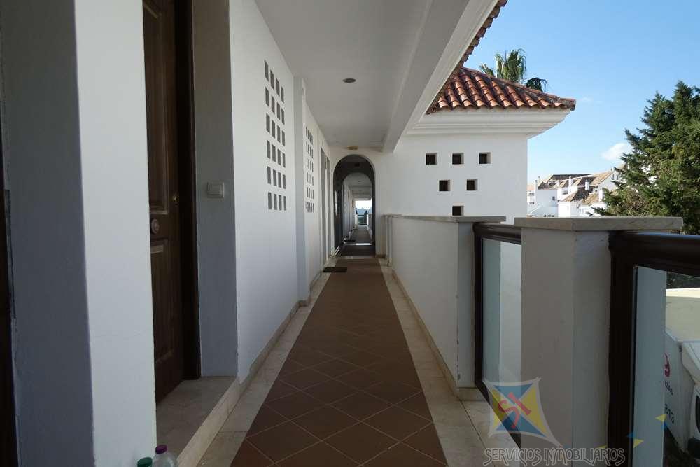 For sale of penthouse in Mijas