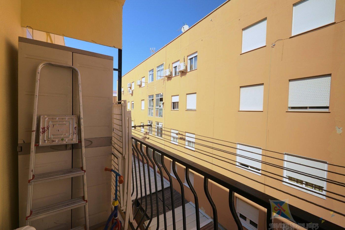 For sale of flat in Vélez - Málaga