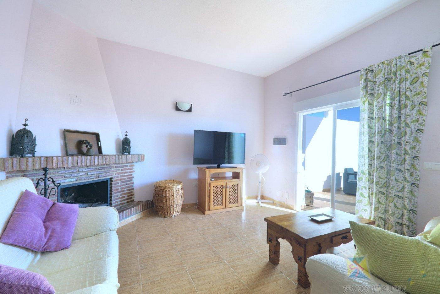 For sale of house in Viñuela