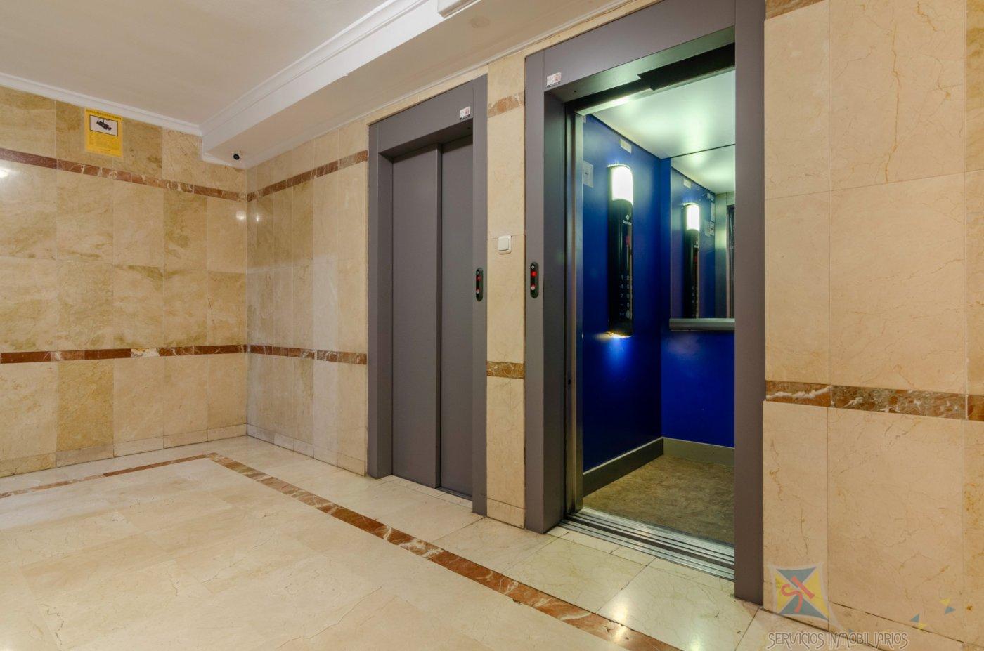 For sale of flat in San Pedro de Alcántara