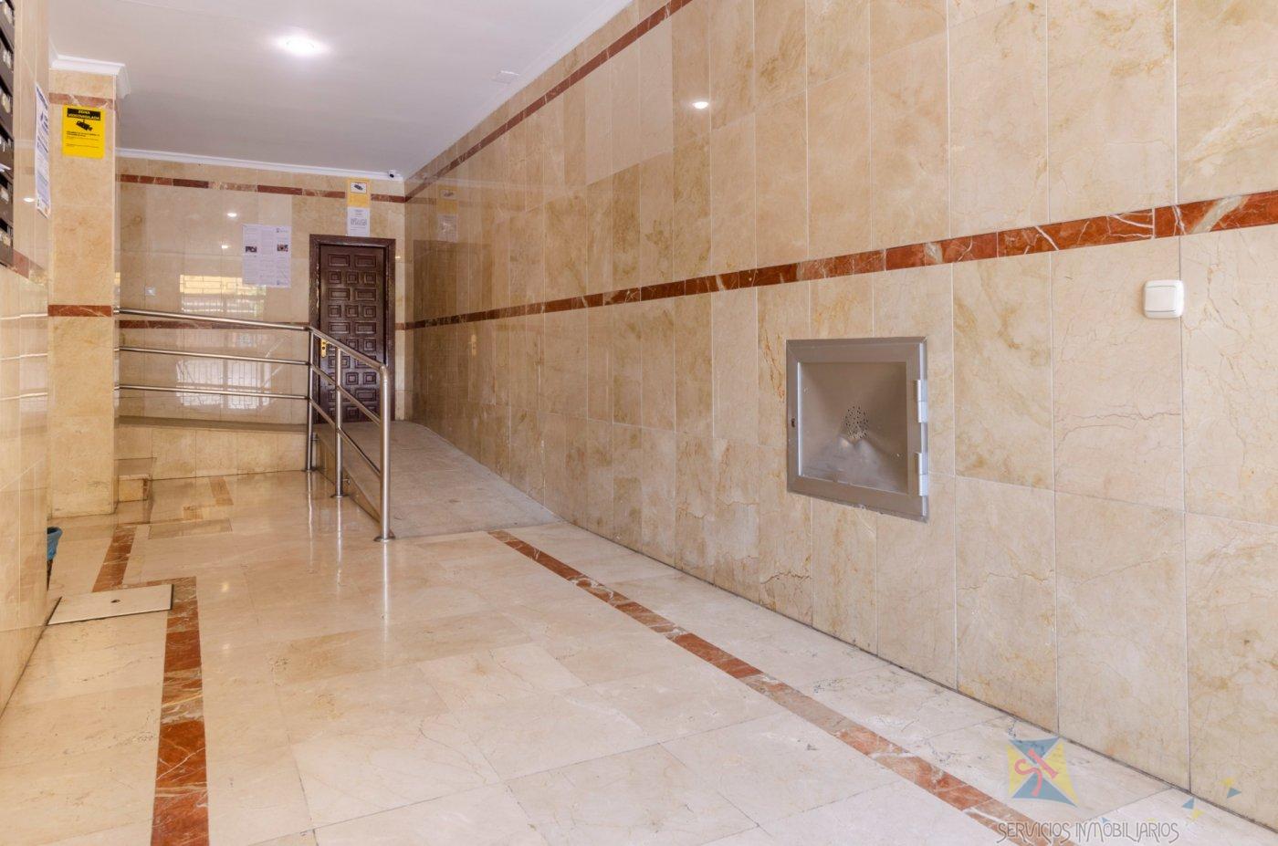 For sale of flat in San Pedro de Alcántara