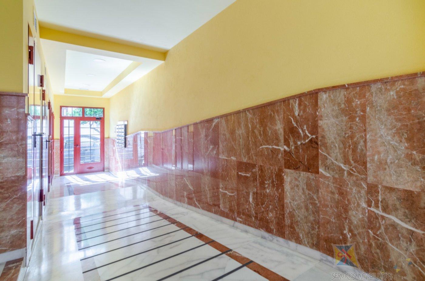 For sale of flat in Monda