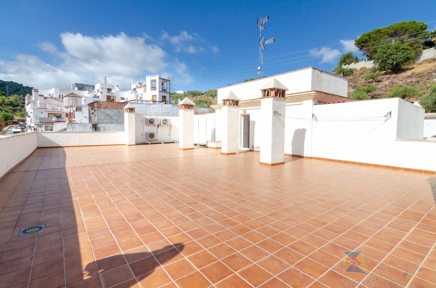 For sale of flat in Monda