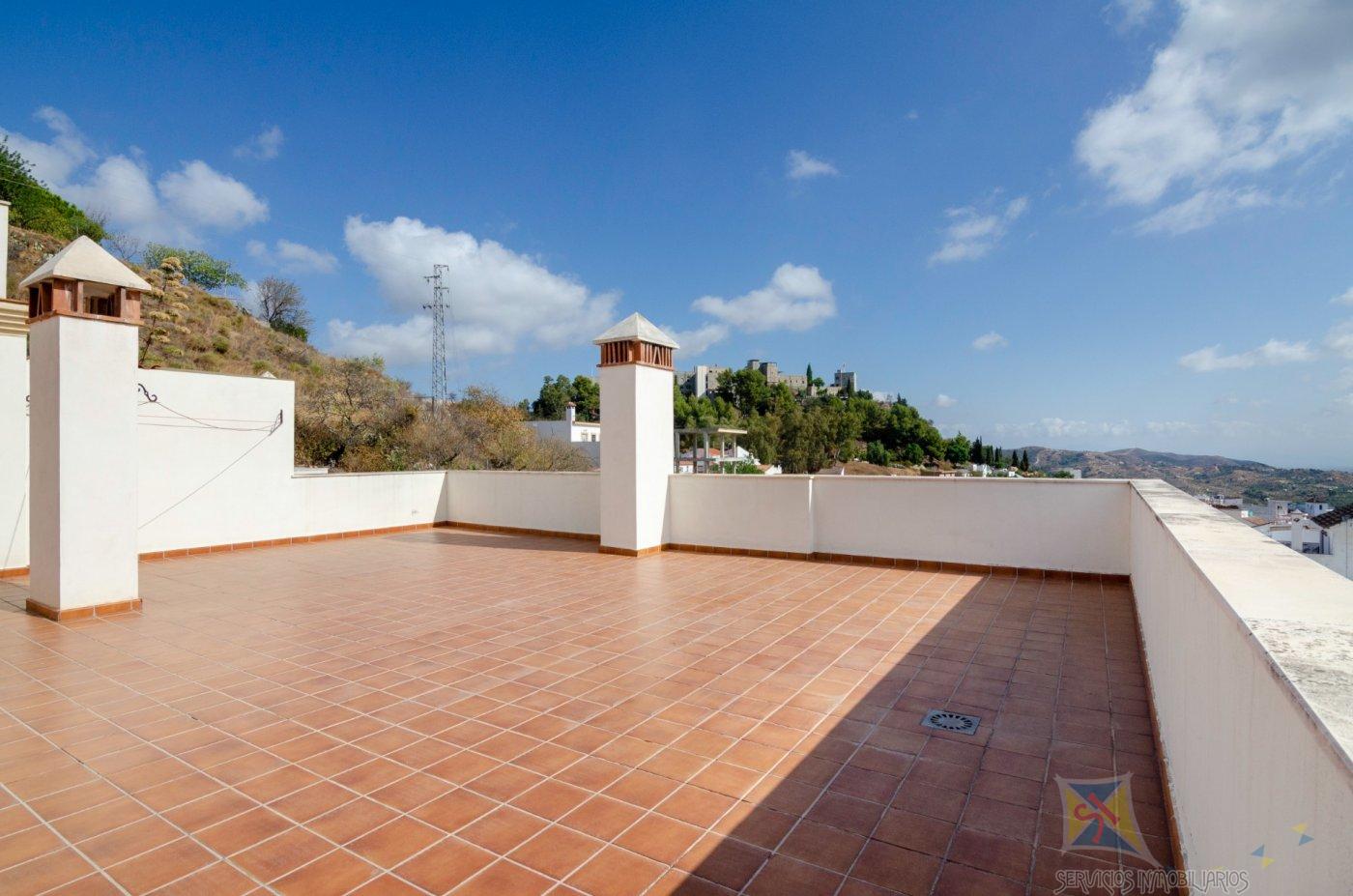 For sale of flat in Monda