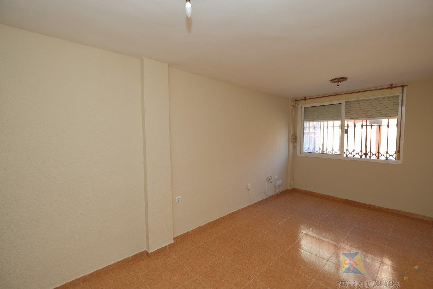 For sale of flat in Alcalá de Guadaíra