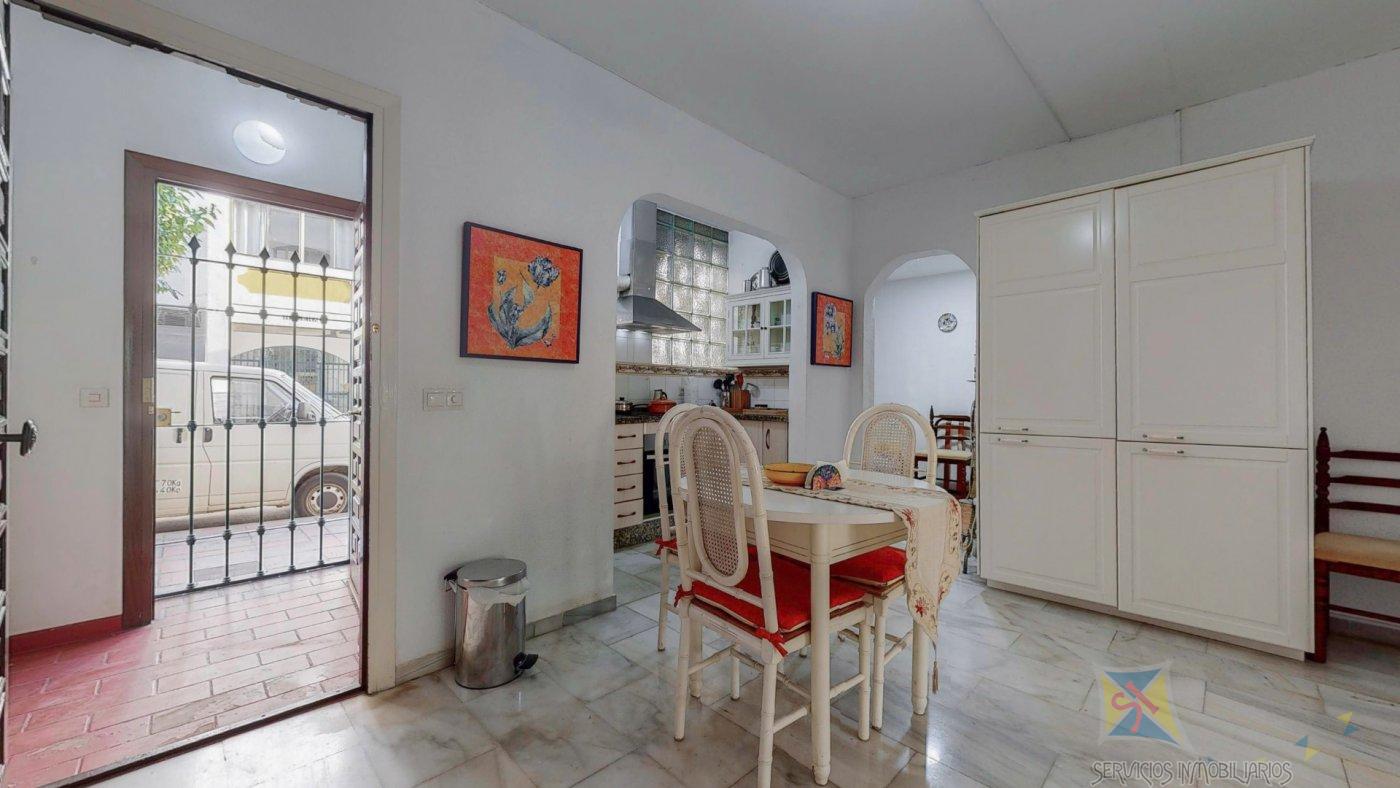 For rent of ground floor in Fuengirola