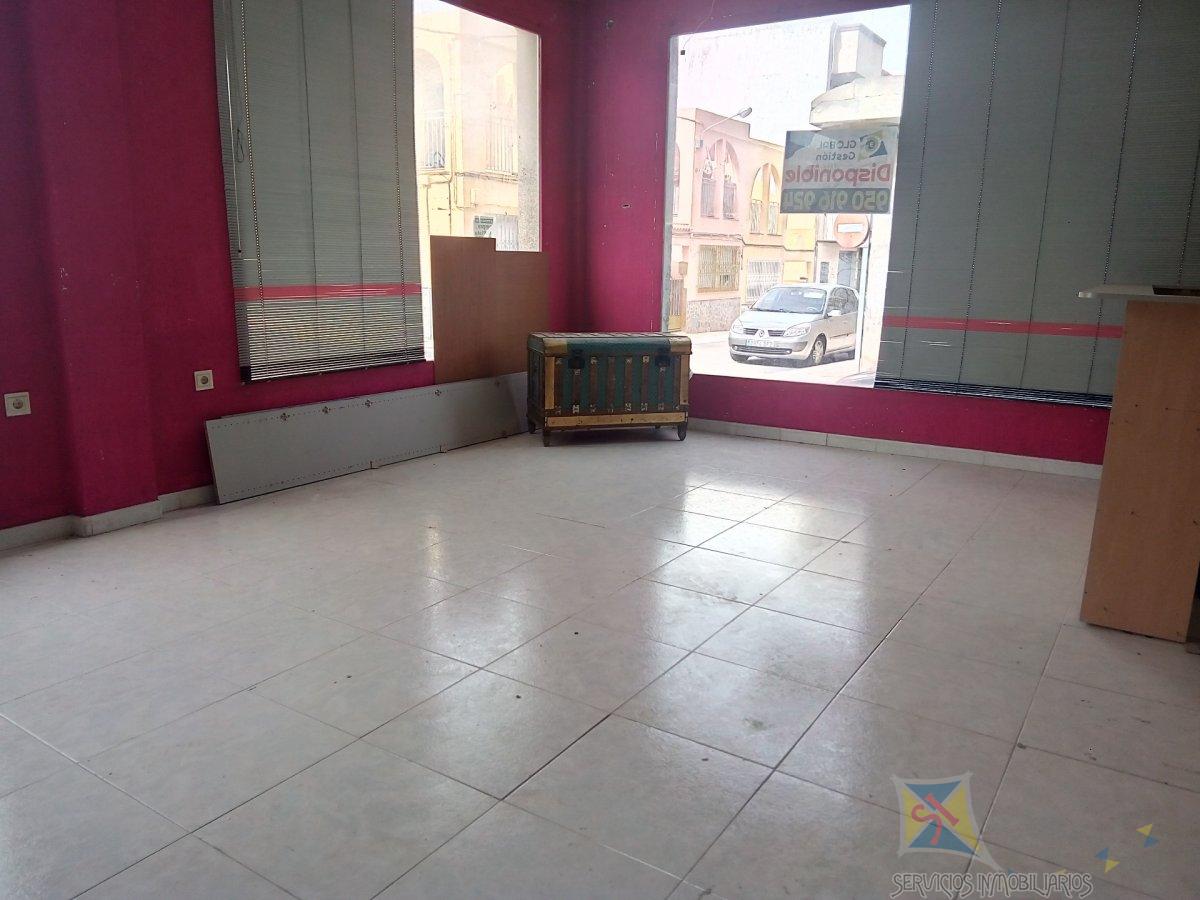 Alquiler de local comercial en Vícar
