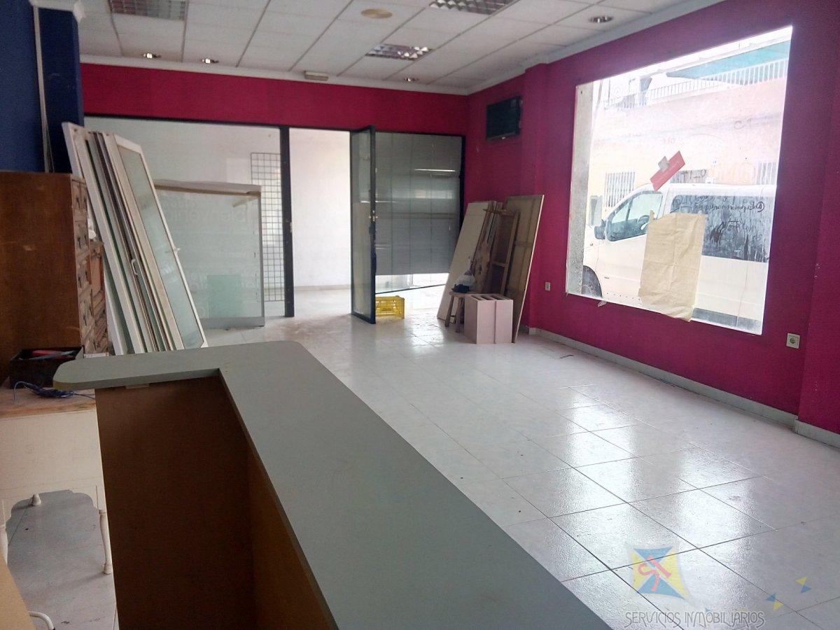 Alquiler de local comercial en Vícar