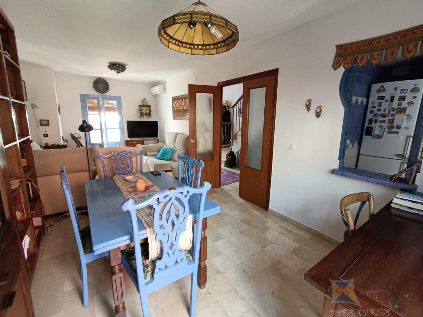 For sale of house in Palomares del Rio