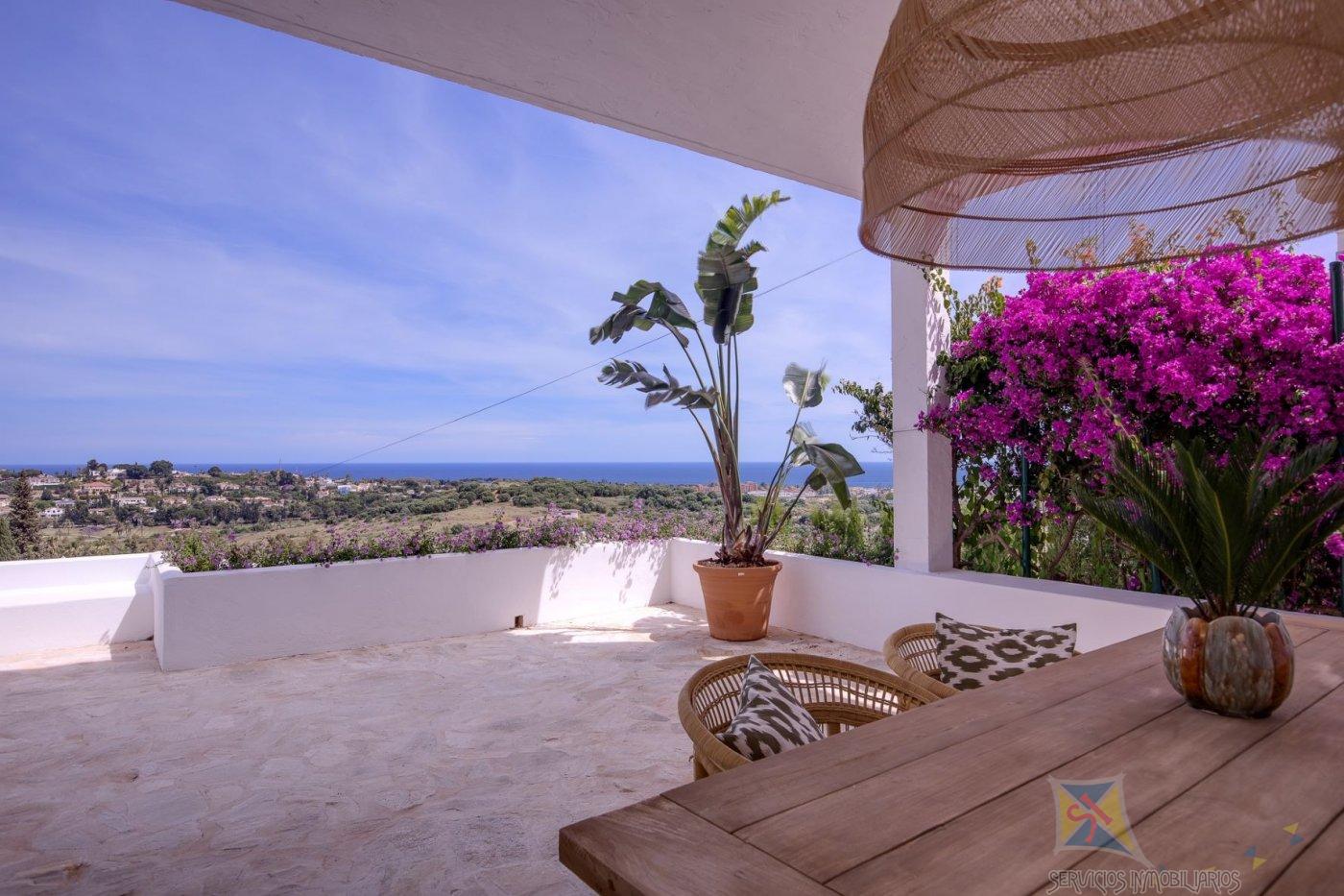 For sale of villa in Benahavís
