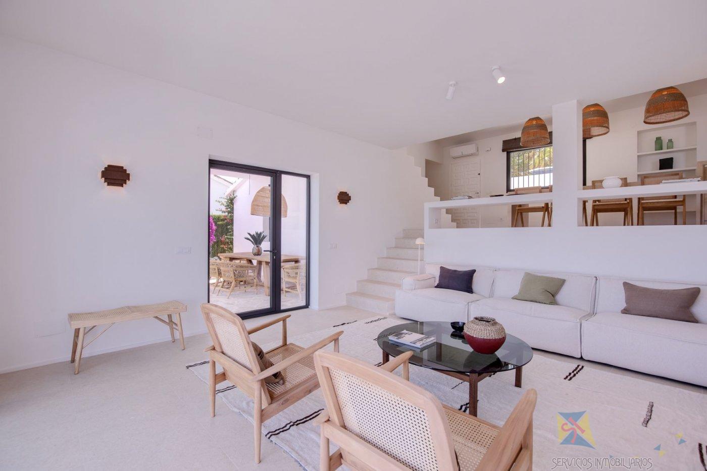 For sale of villa in Benahavís