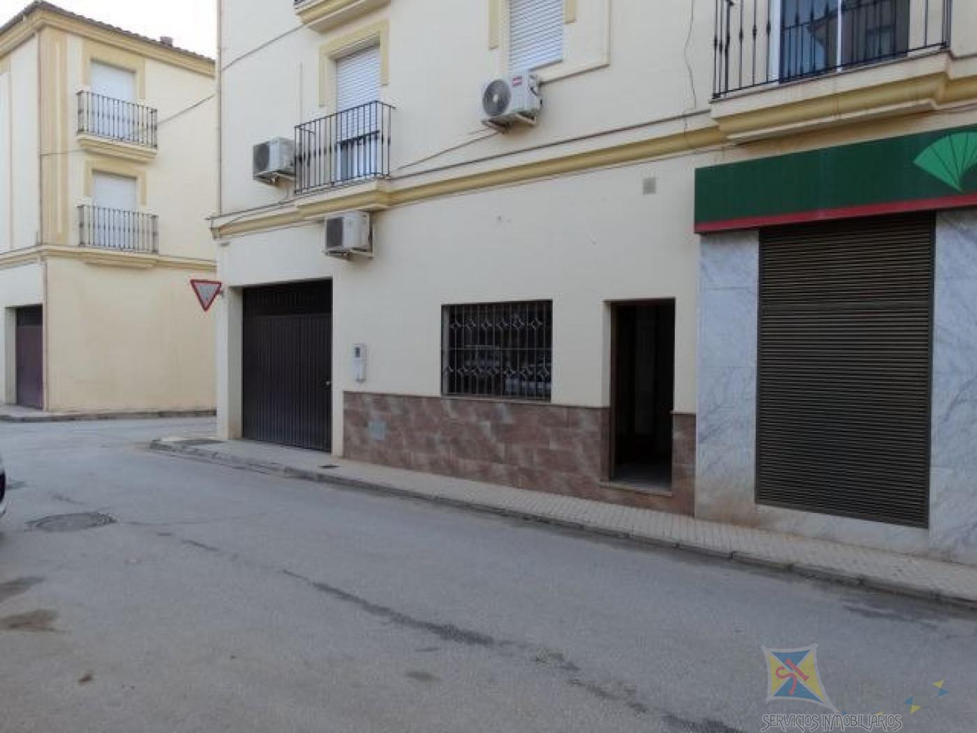 For sale of commercial in Archidona