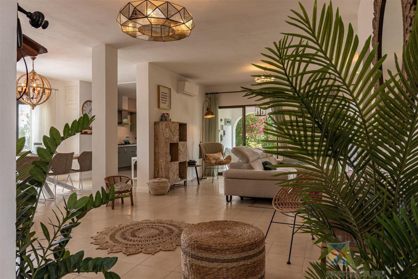 Venta de villa en Estepona