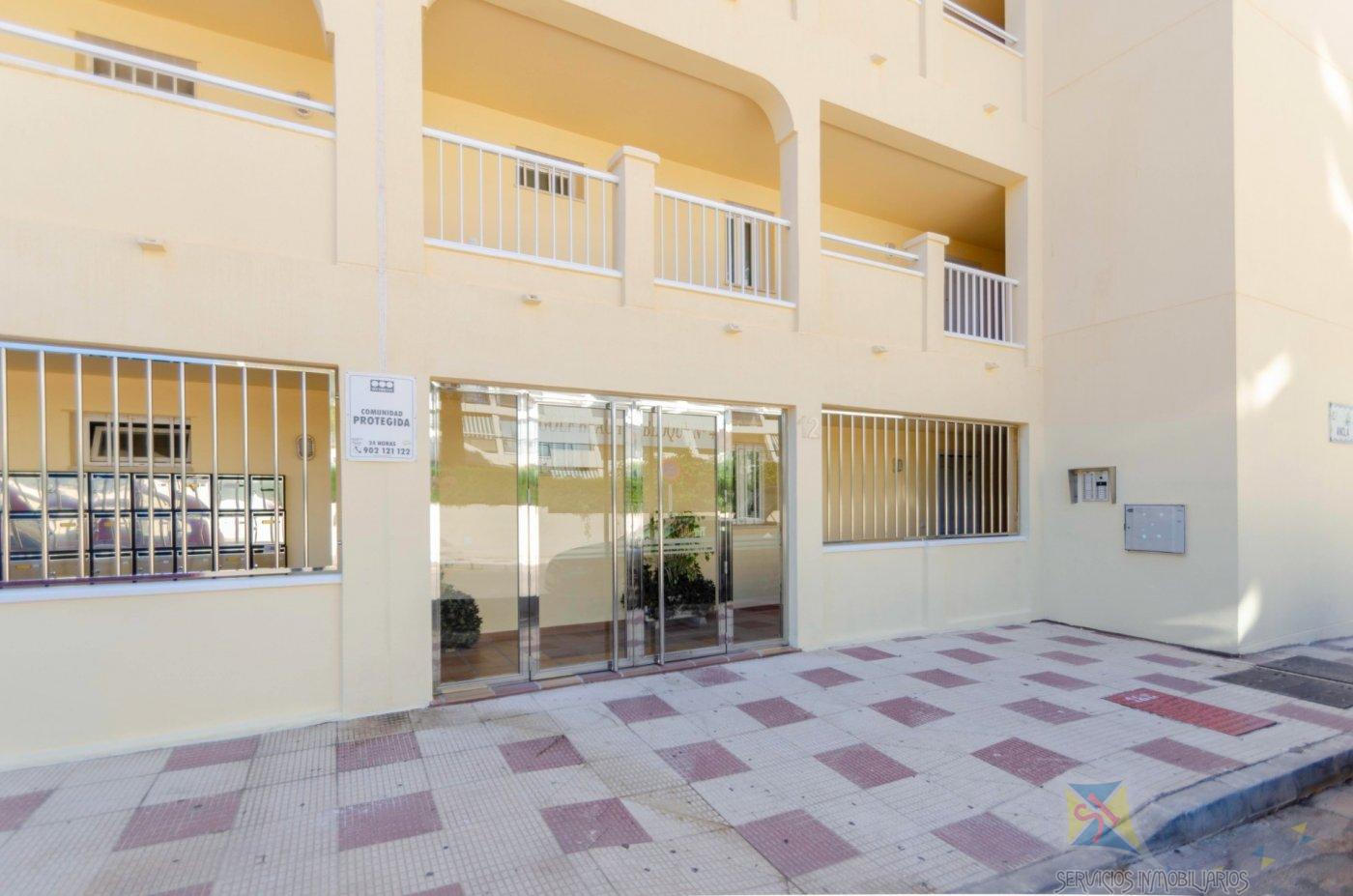 Venta de piso en Benalmádena