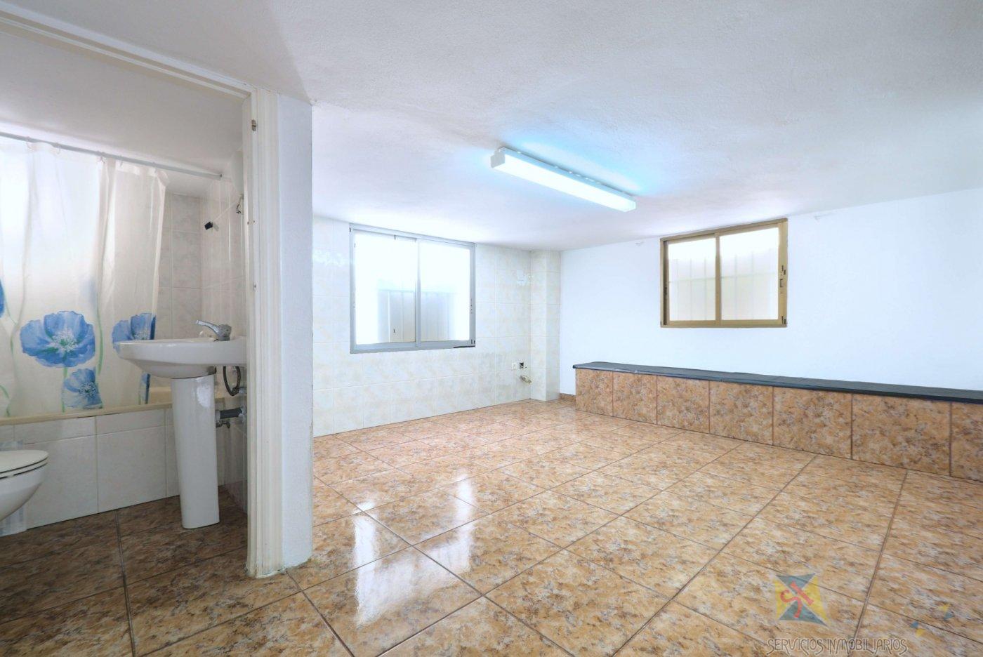 Venta de local comercial en Vélez - Málaga