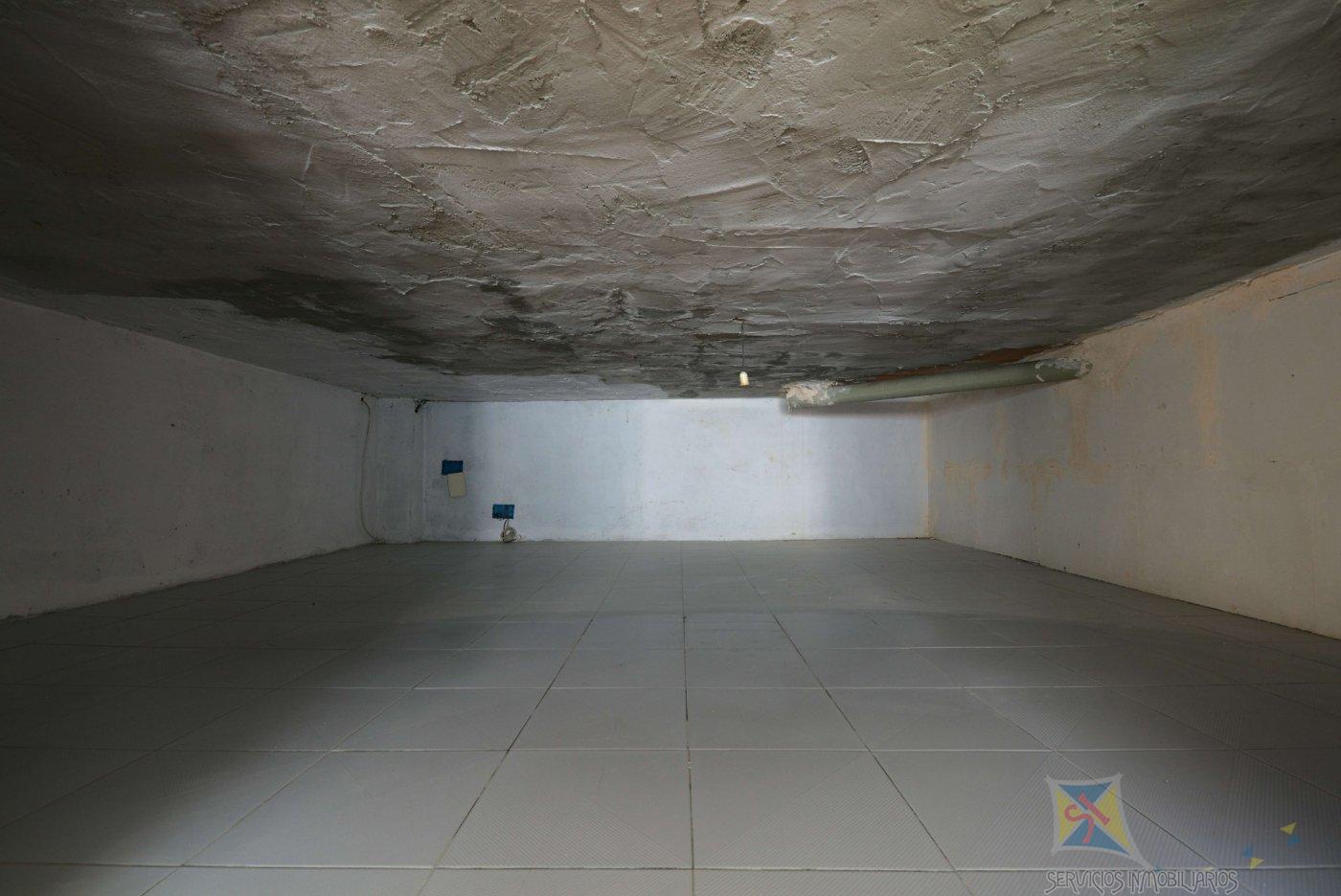 Venta de local comercial en Vélez - Málaga