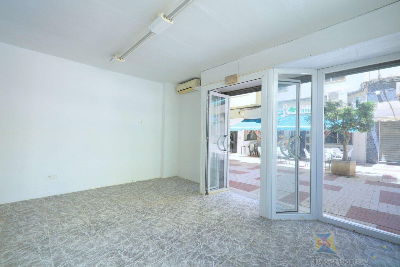 Venta de local comercial en Vélez - Málaga