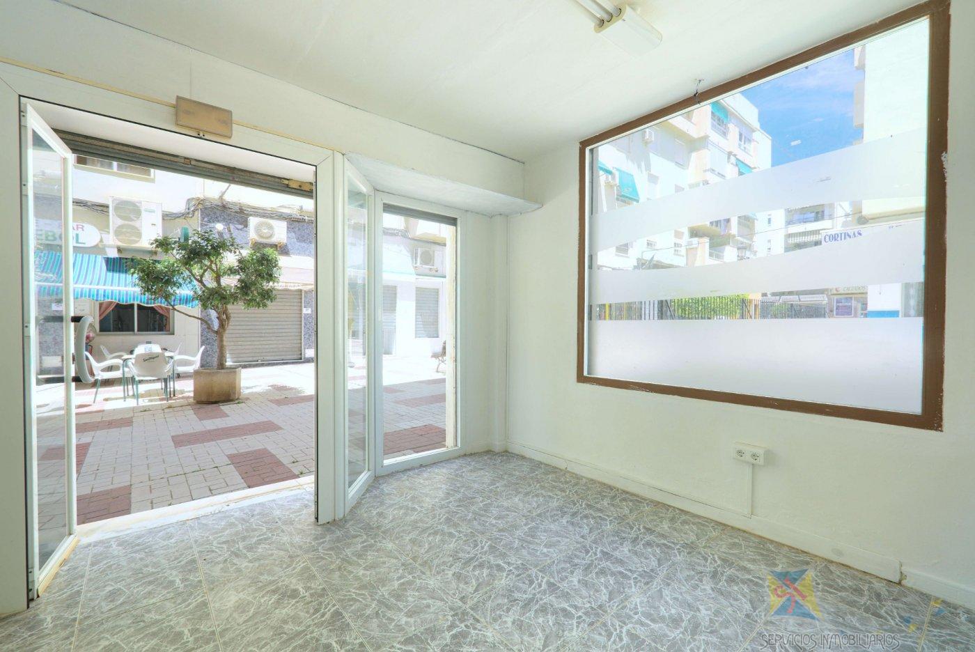Venta de local comercial en Vélez - Málaga