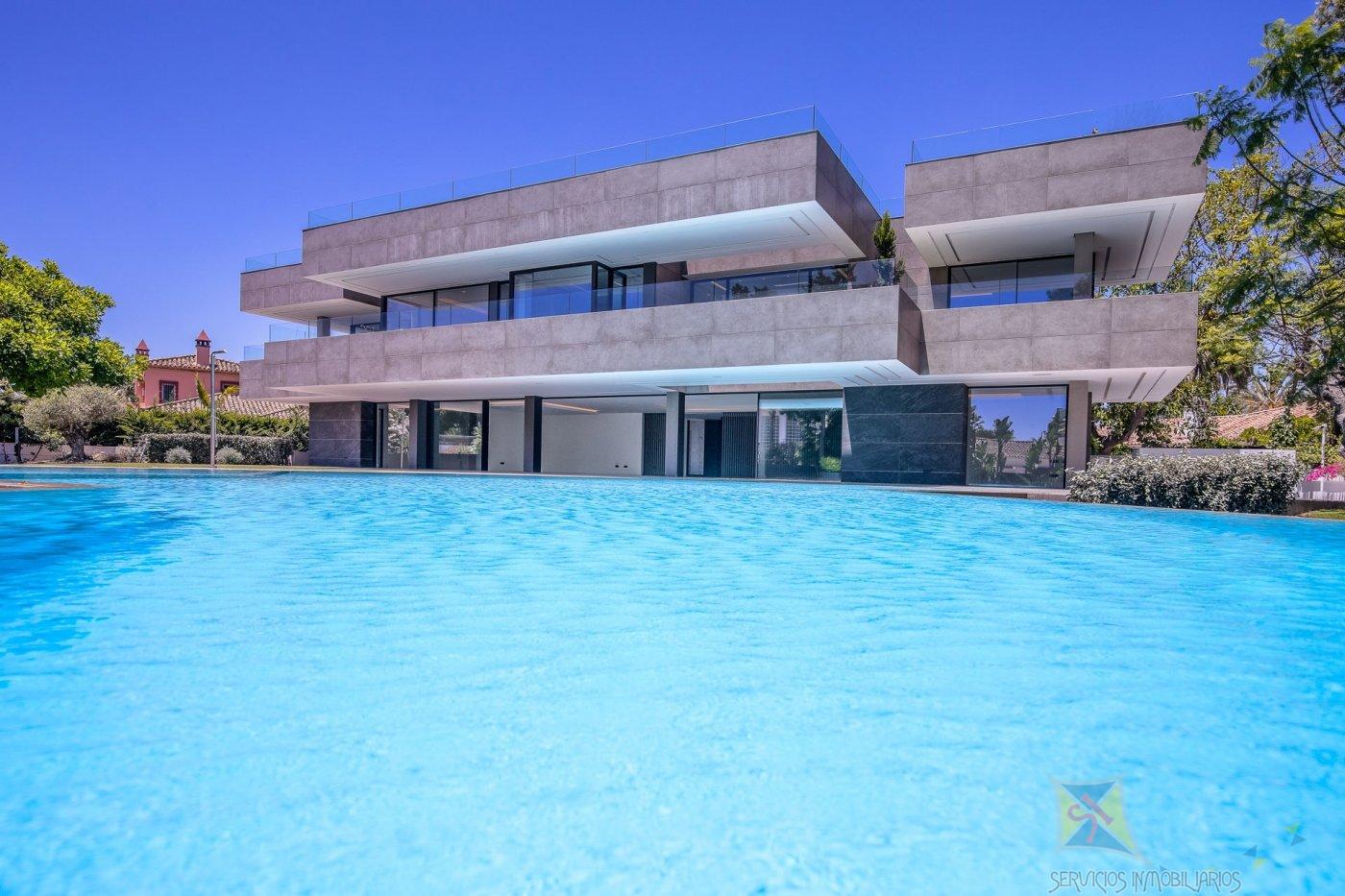 Venta de villa en Estepona