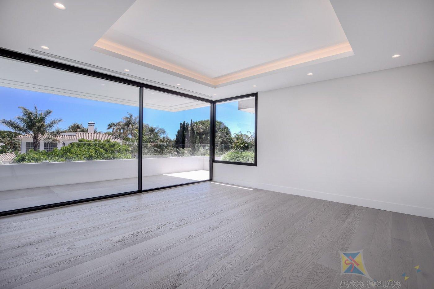 Venta de villa en Estepona