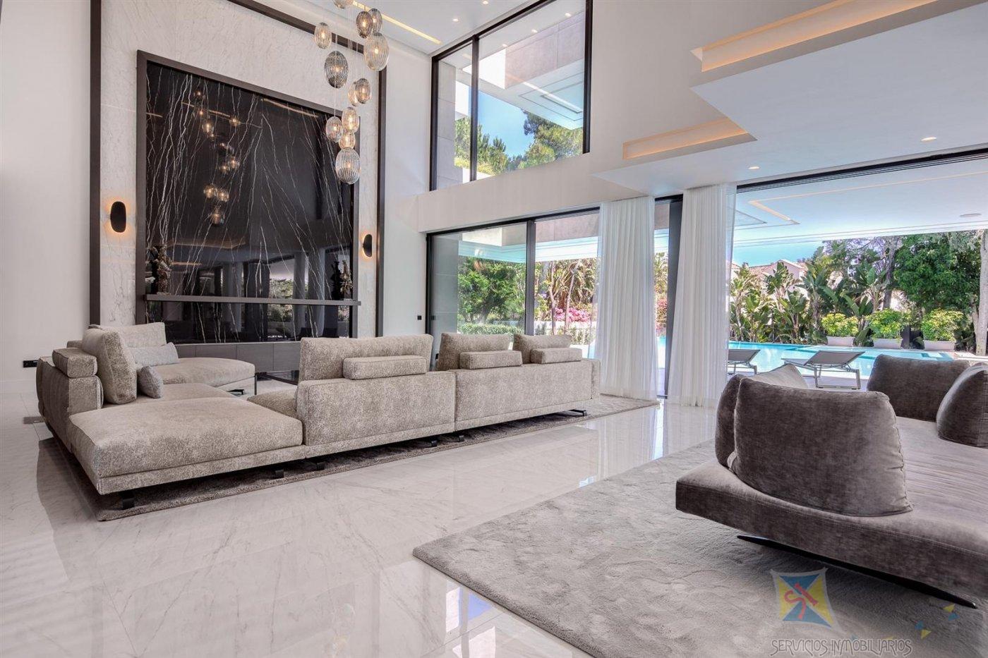 Venta de villa en Estepona