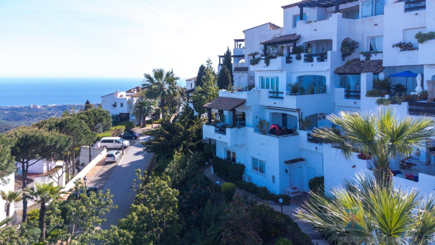For sale of apartment in Ojén