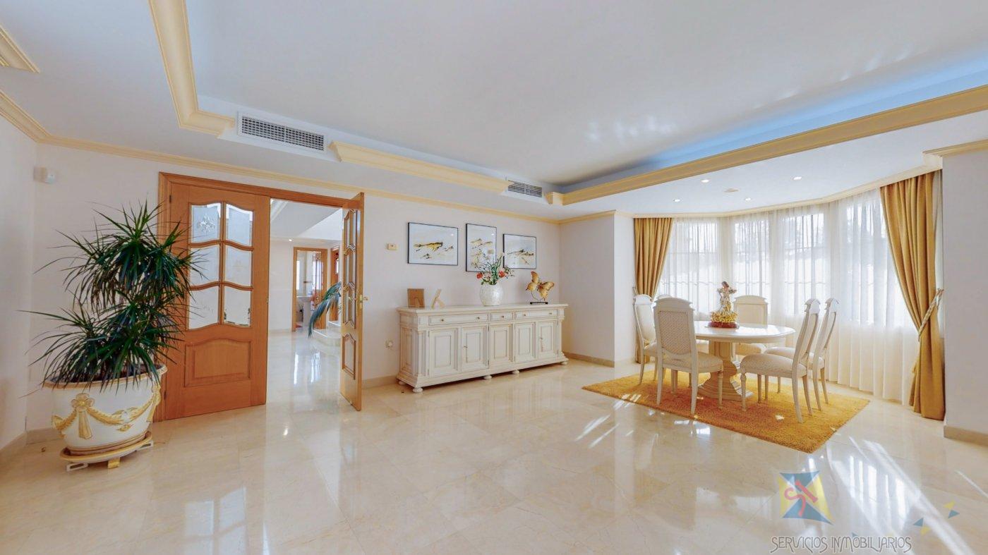 For sale of villa in Mijas
