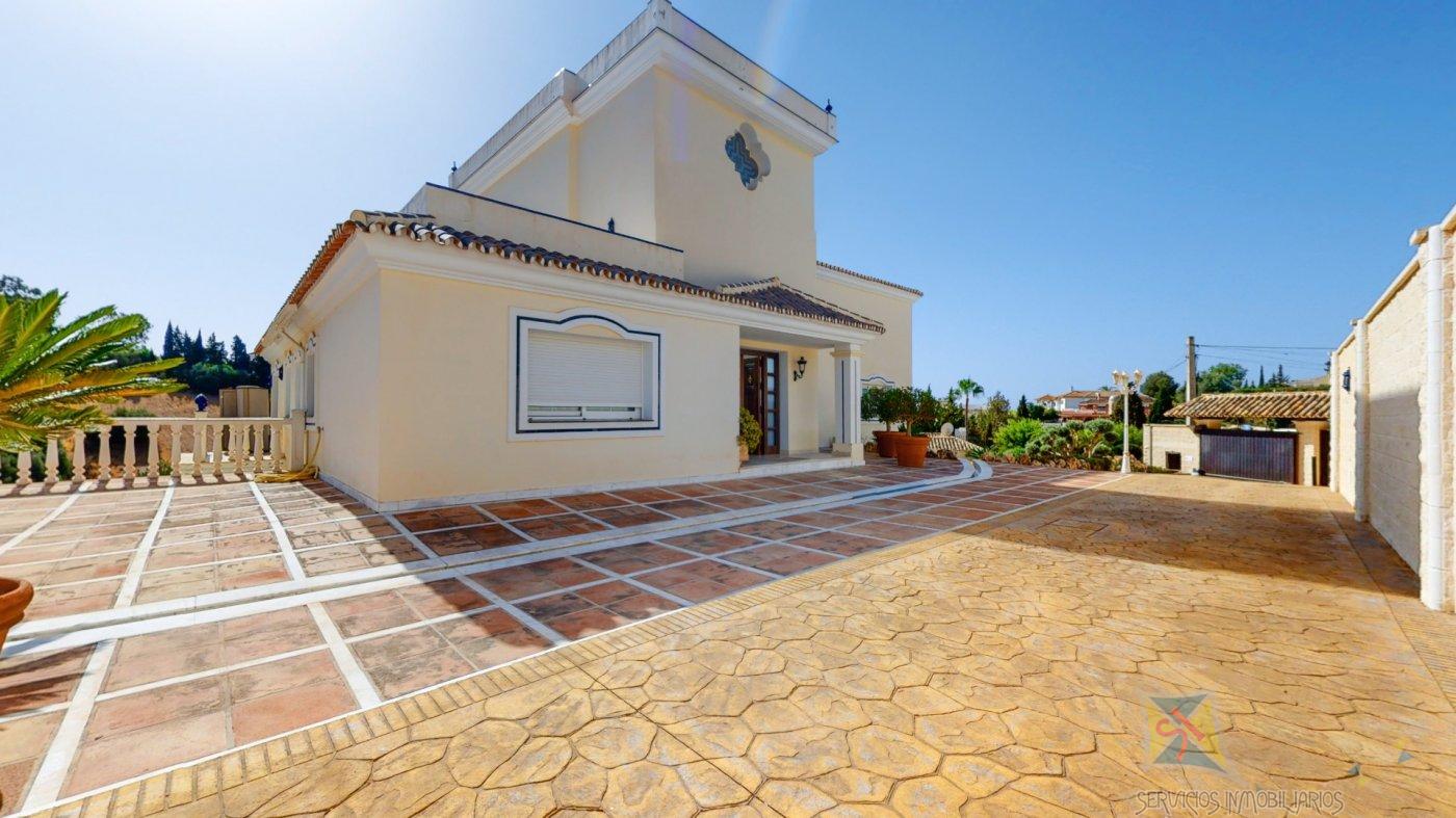 For sale of villa in Mijas