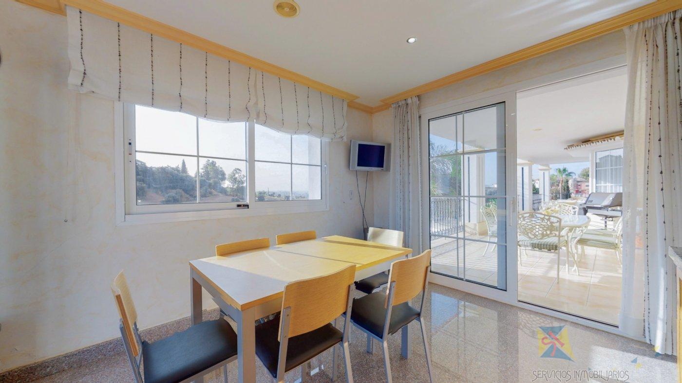 For sale of villa in Mijas