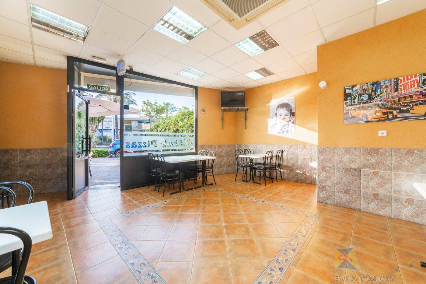 For sale of commercial in Vícar
