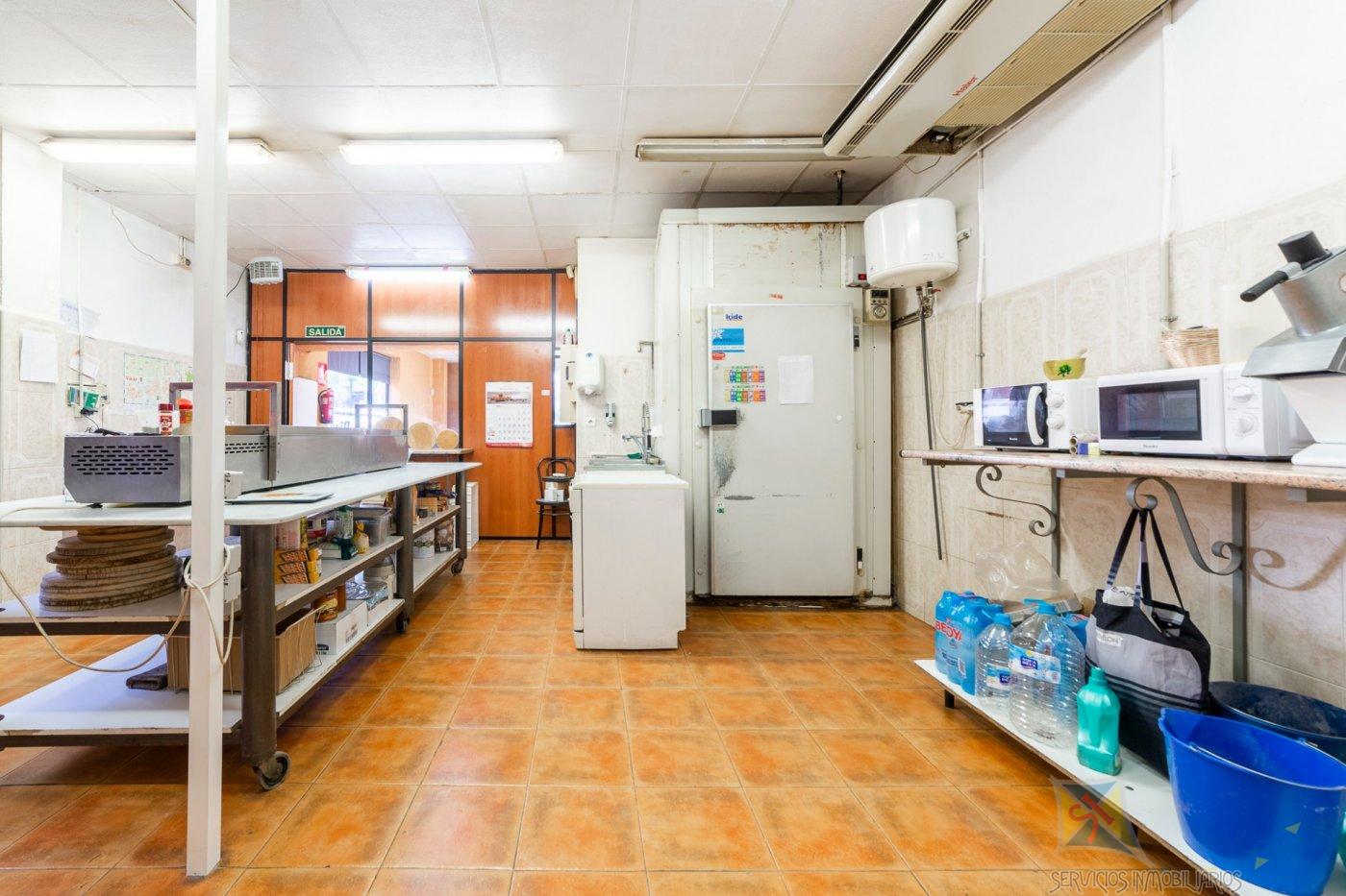 For sale of commercial in Vícar