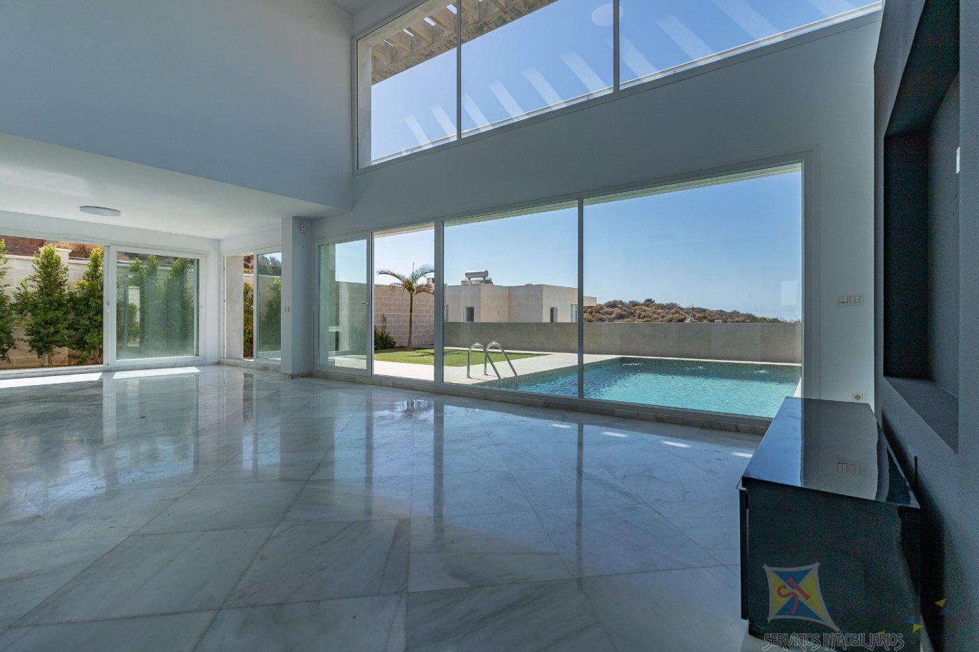 For sale of villa in Mijas